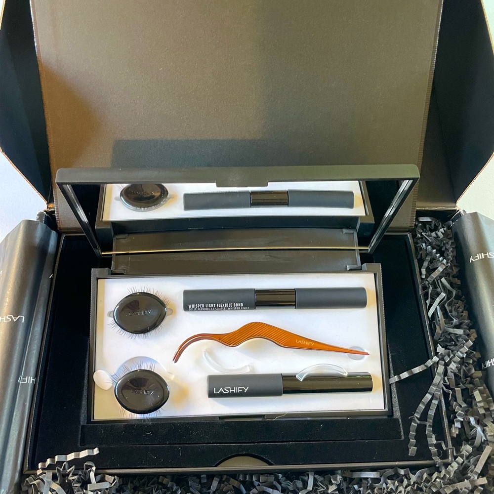 Lashify control kit, used 1/2 of once!